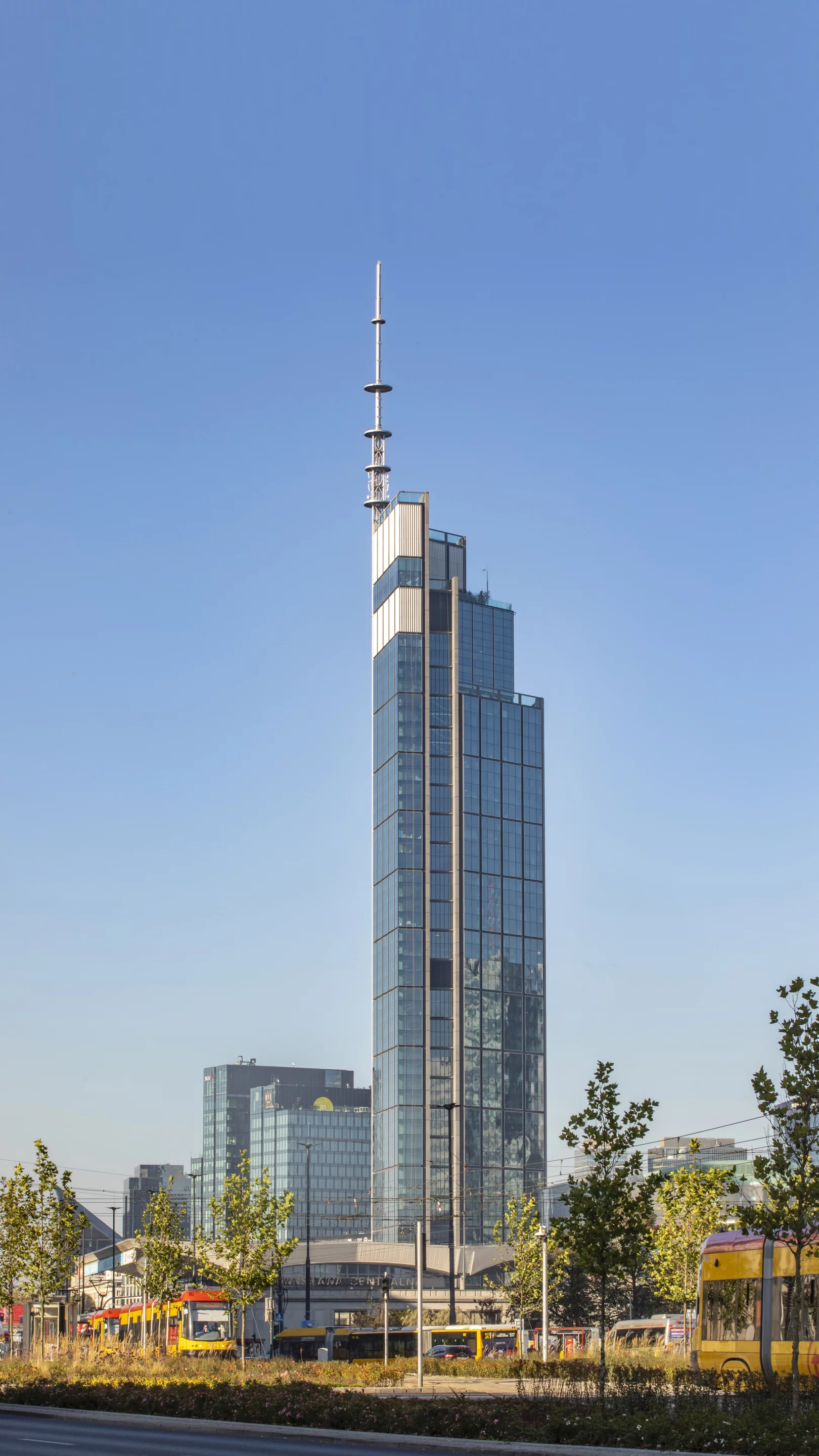 Varso Tower consists of 54 floors. The skyscraper features a stepped overall form and is topped by a large spire