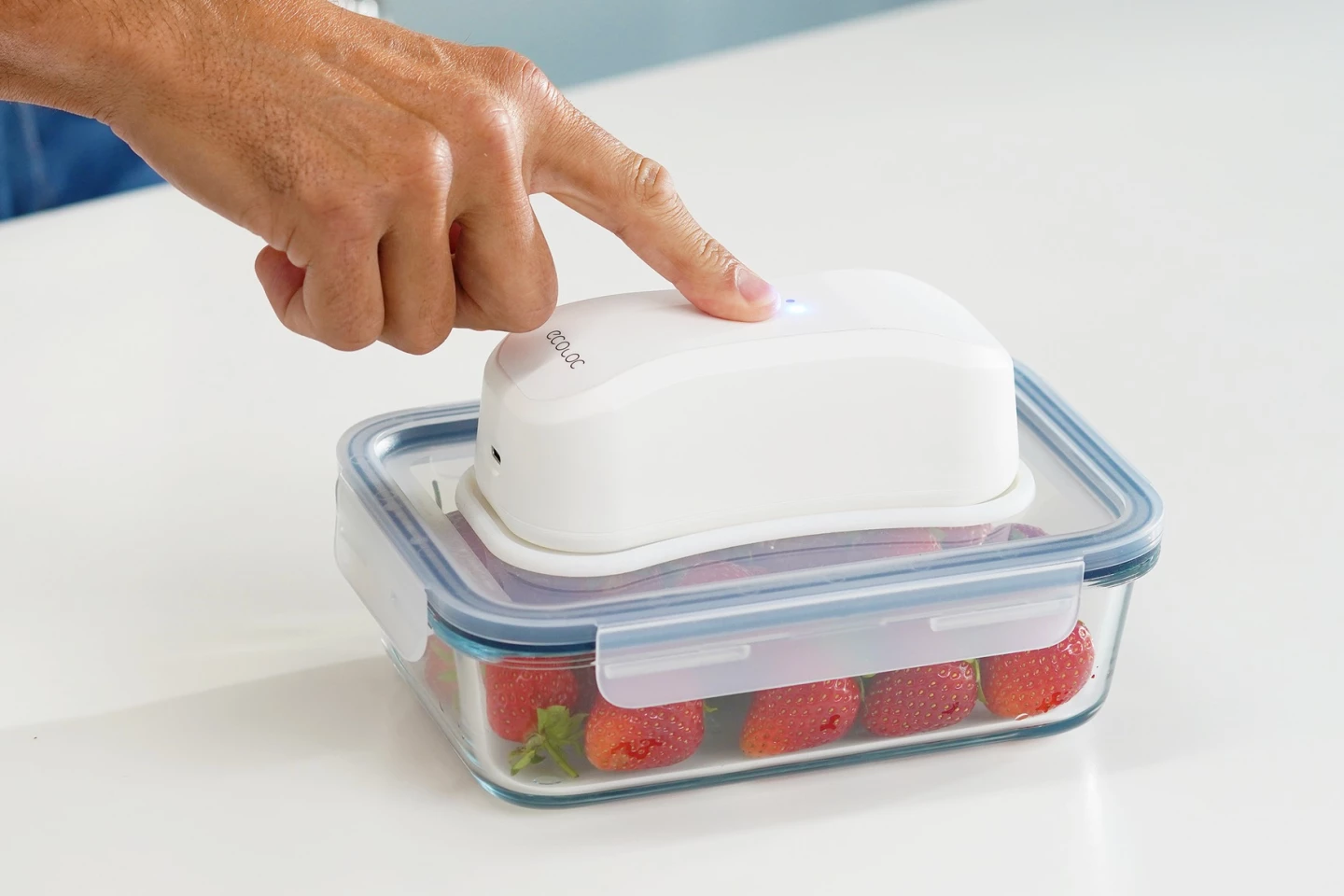 The EcoLoc works with Ikea's existing line of 365+ food containers