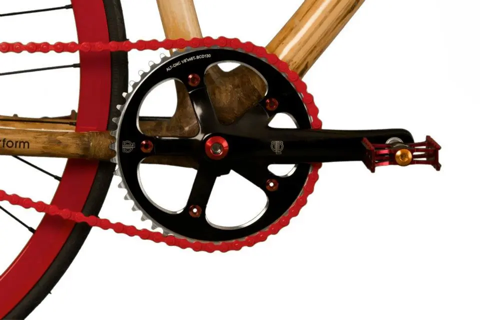 Zuri chose the bright-colored components as a contrast to the Urban Fixie's natural bamboo frame