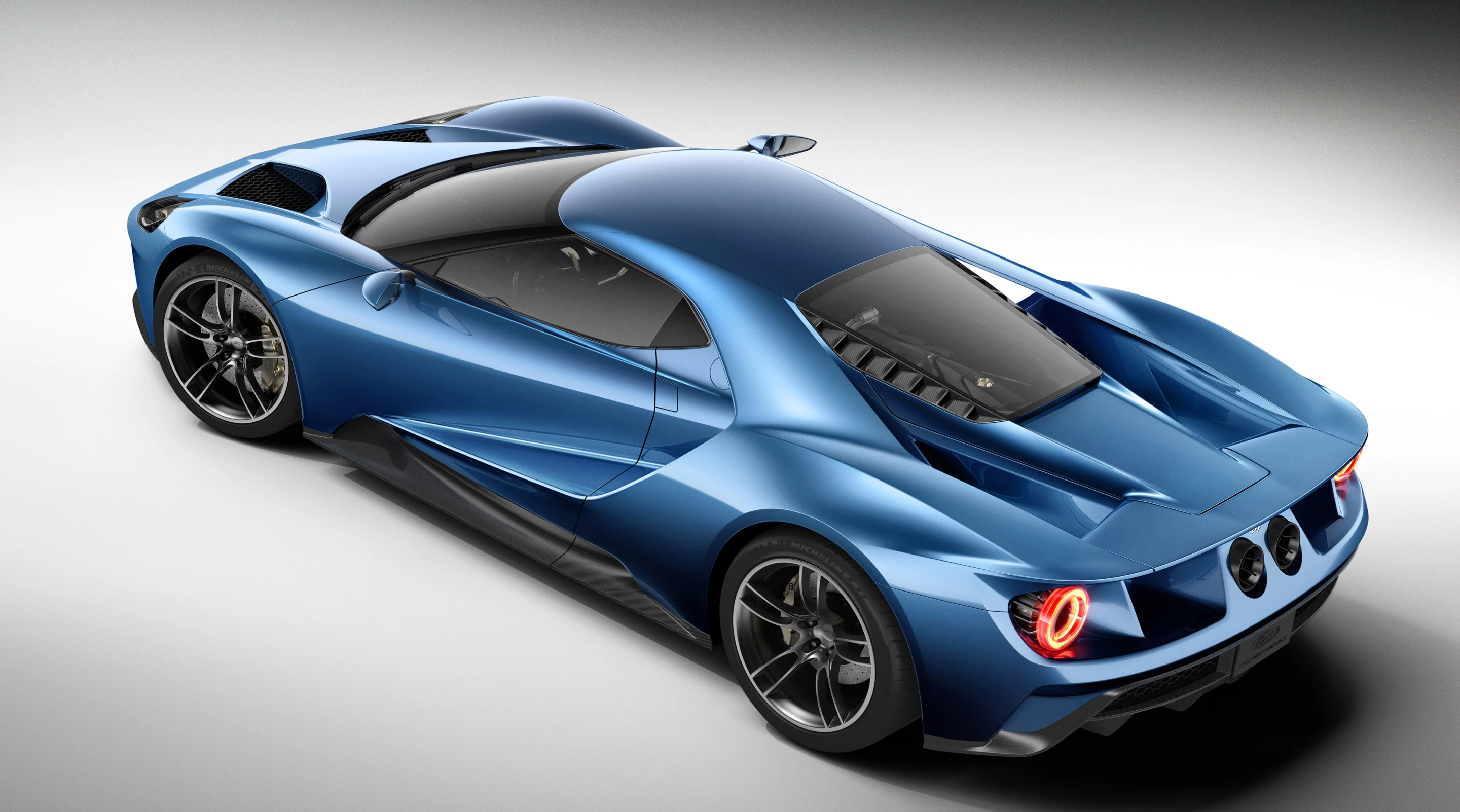 The rear-wheel-drive, mid-engined GT will begin production late in 2016 to celebrate the 50th anniversary of the Ford GT40’s legendary 1-2-3 finish at the 1966 24 Hours of Le Mans.