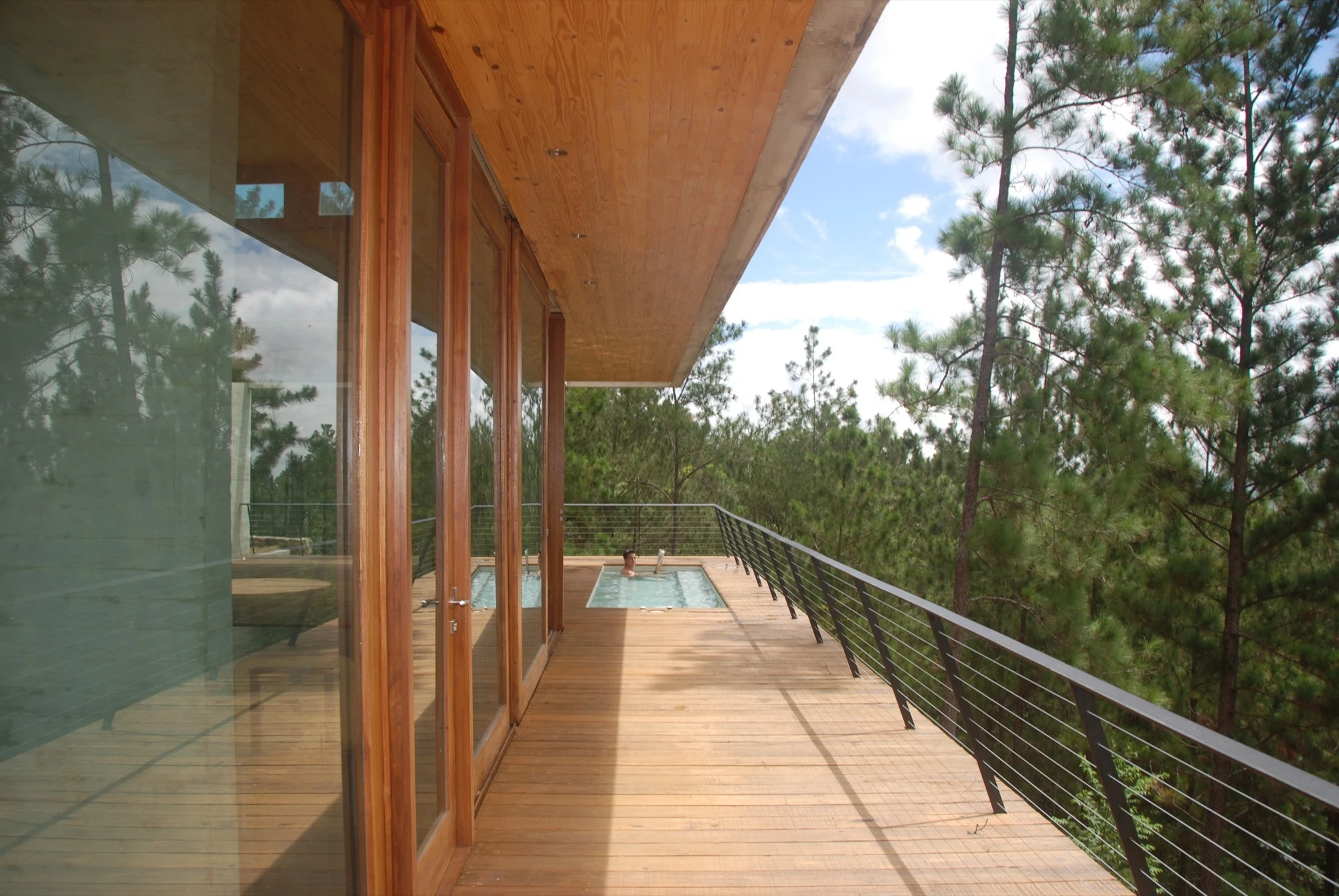 The RD House was designed by architectural firm Vasho (Photo: Eduardo Abreu)