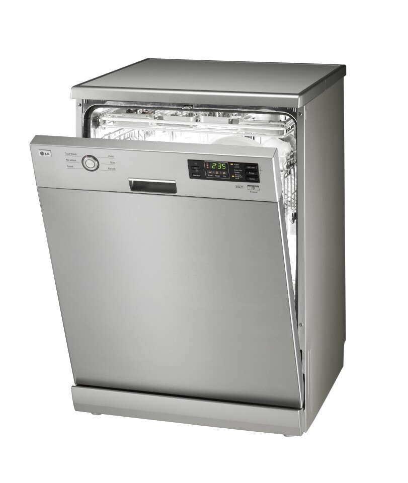 LG adds UV lamp to dishwasher to improve family health