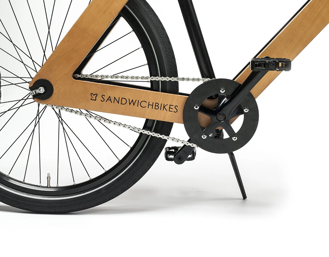 The Sandwichbike is shipped out flat-packed, and built at home from less than 50 parts