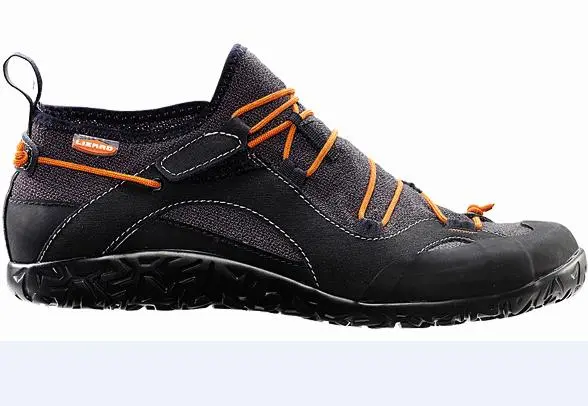 The Lizard Kross Scramble brings minimalist design to the hiking shoe market