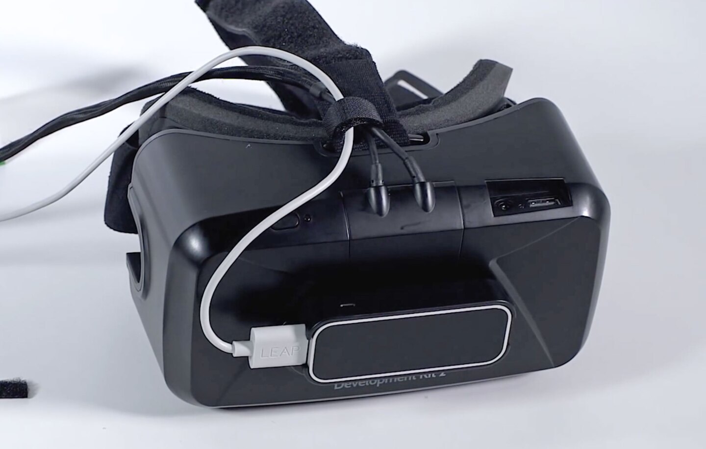 What the OSVR with Leap Motion looks like after completing the setup process