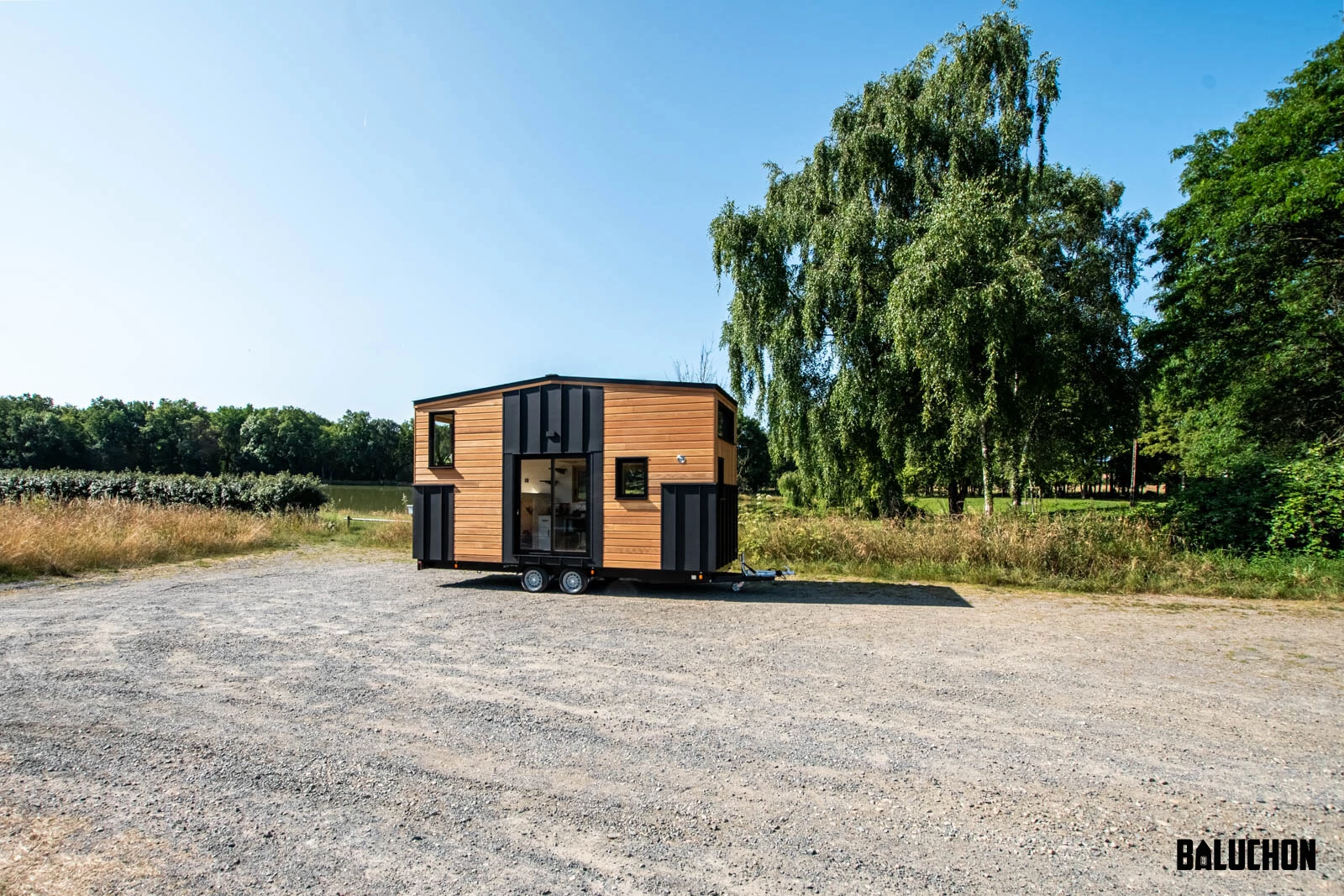 The Nouvelle Dans is based on a double-axle trailer and measures roughly 6 m (20 ft)