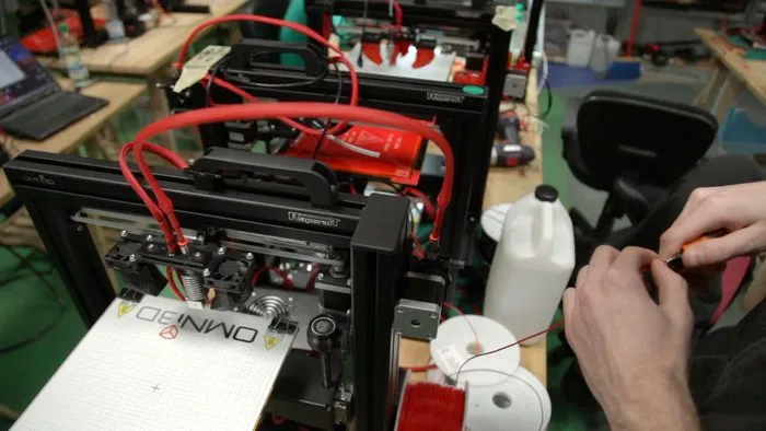 Using the Omni3D printer on the AirEnergy build