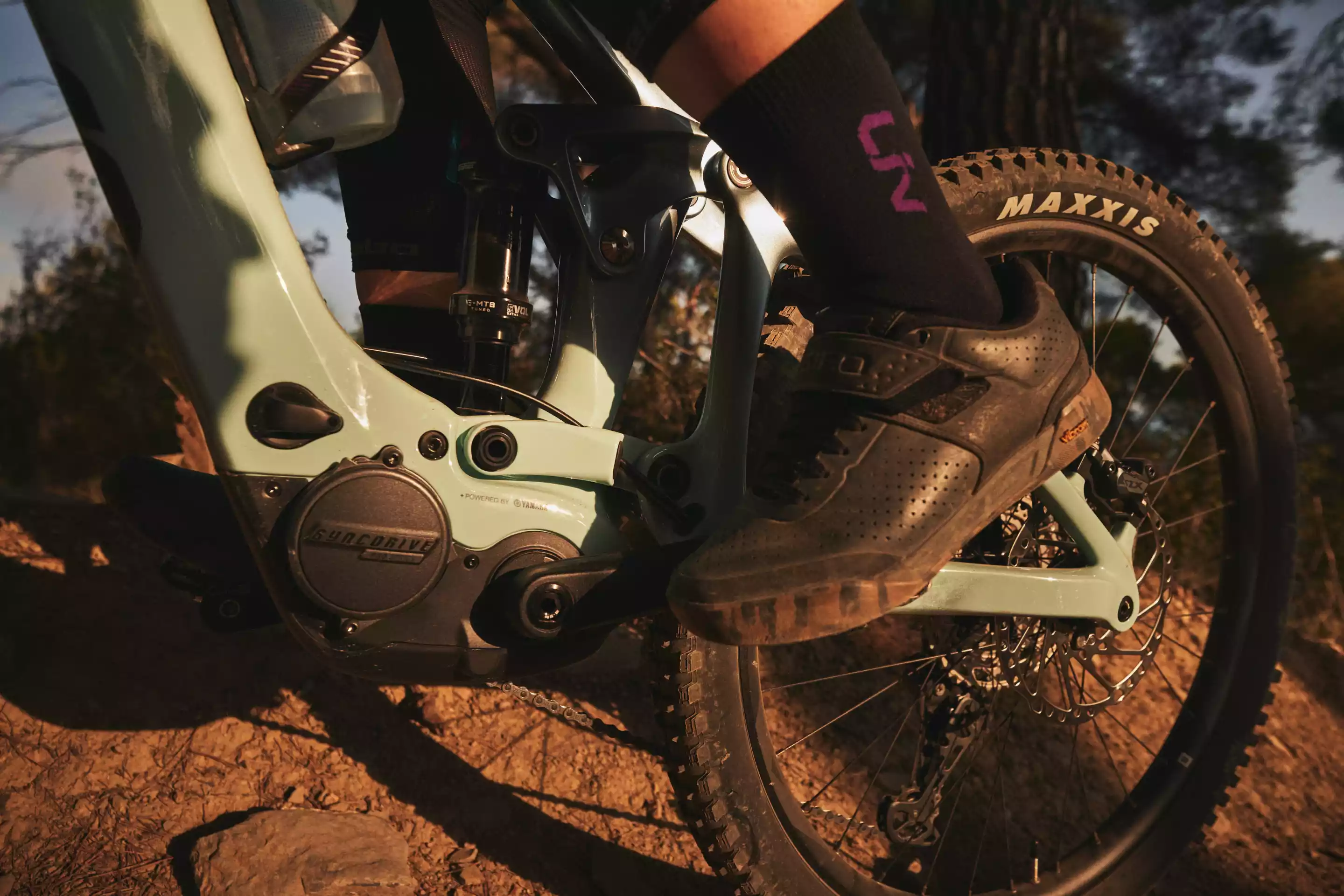 The Intrigue X Advanced E+ Elite sports a mid-mount Yamaha-designed SyncDrive Pro 2 motor, which delivers up to 85 Nm (63 lb ft) of torque