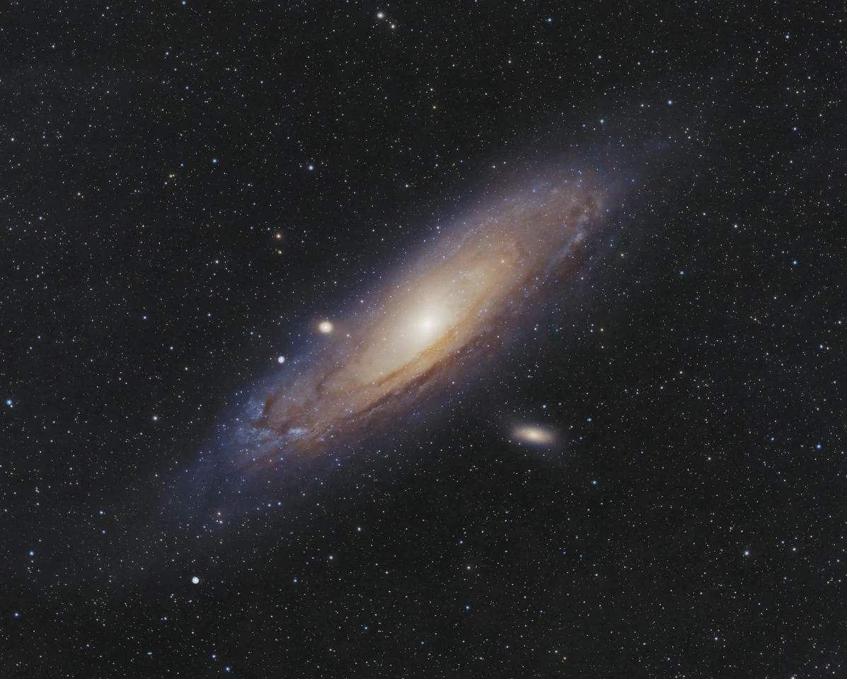 A 2-hour capture of the Andromeda Galaxy by the Vespera II smart telescope