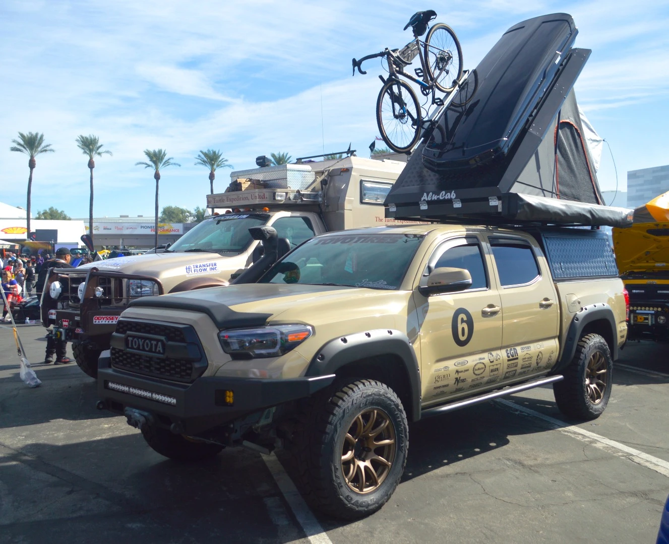 Toyota pickup with Alu-Cab roof-top tent