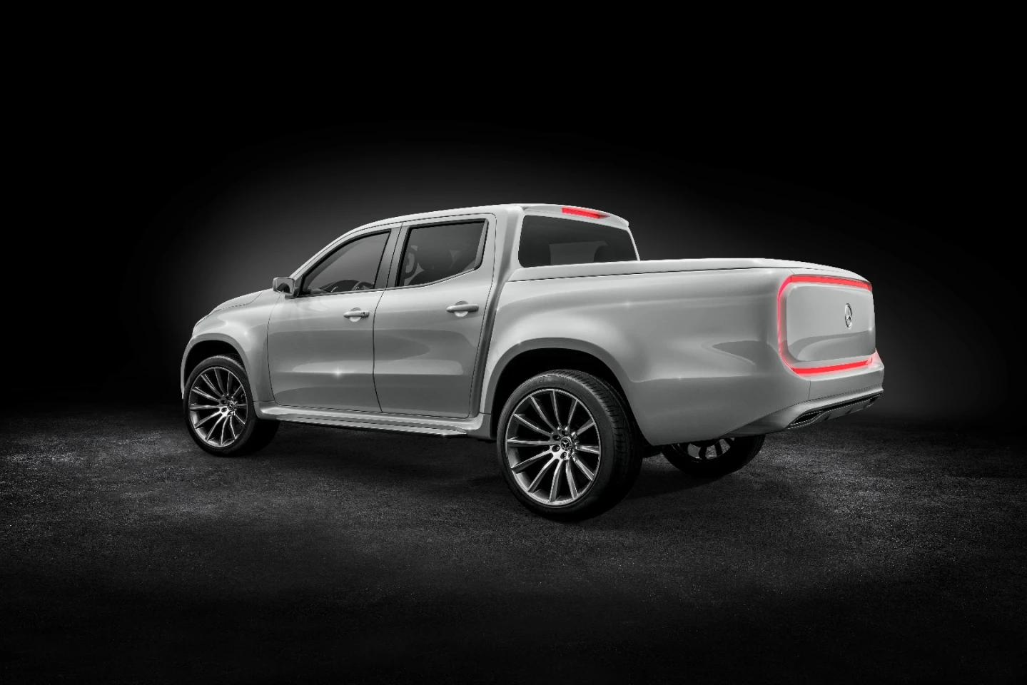 The rear-light loop on the Mercedes X-Class is unique