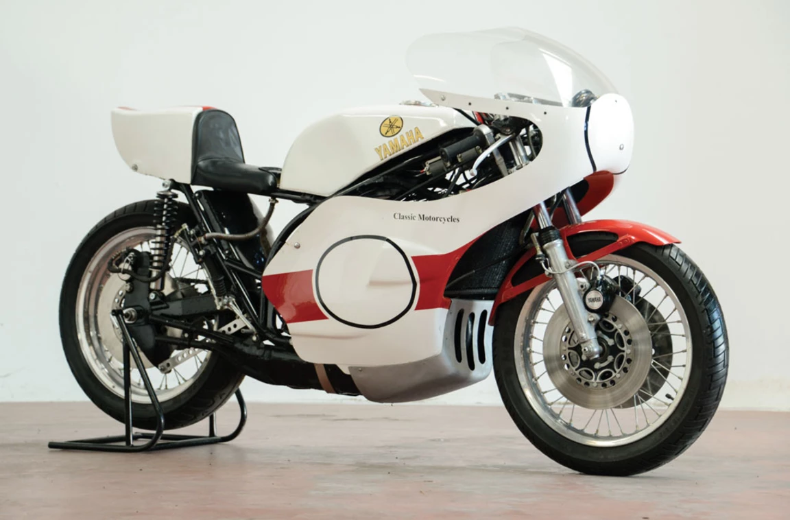 This 1974 Yamaha TZ750A Racing Motorcycle sold for €35,100 ( $37,227 ) at the RM-Sotheby's DueMile Route auction in Milan on 25-27 November, 2016