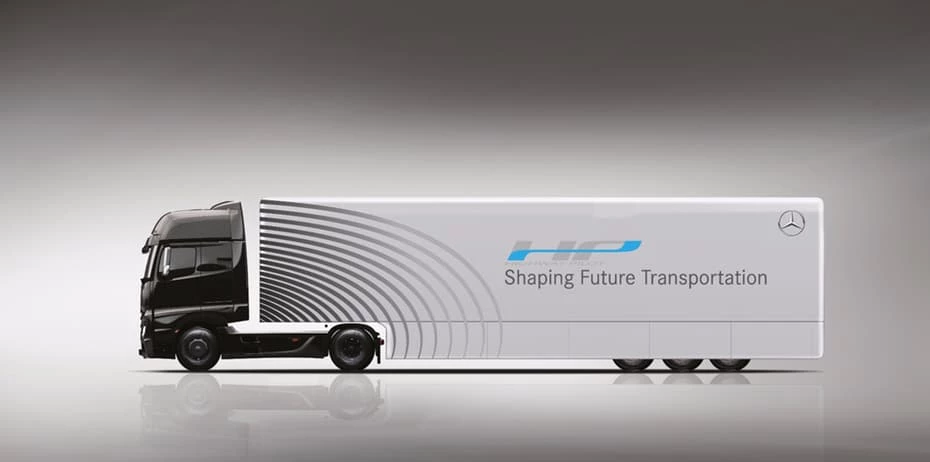 Highway Pilot can inform the other connected trucks it's braking within 0.1 seconds