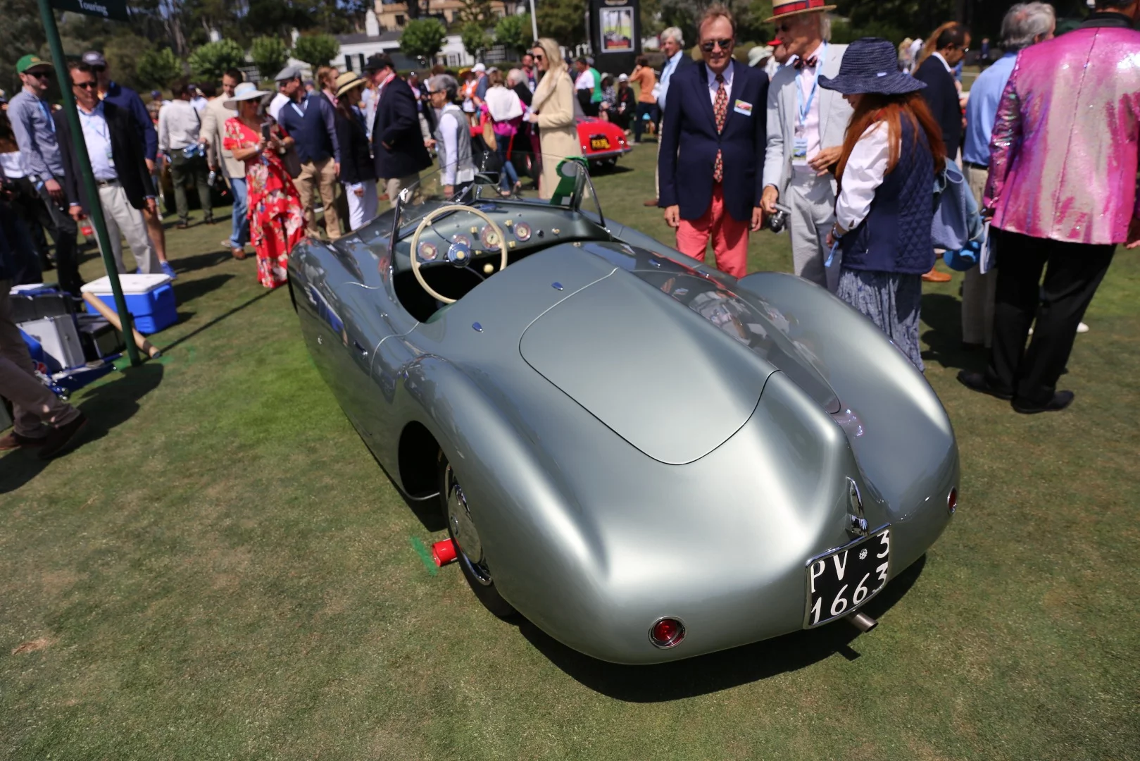 Oversized tail fin resides between flared rear quarter panels on this 1946 Fiat 1100C Frua Barchetta