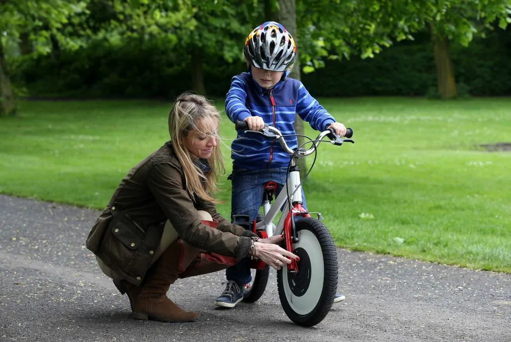 Once the child has mastered the art of balancing on their own, the flywheel component of the Control Hub can be removed, reducing the weight of the Jyrobike by 60 percent