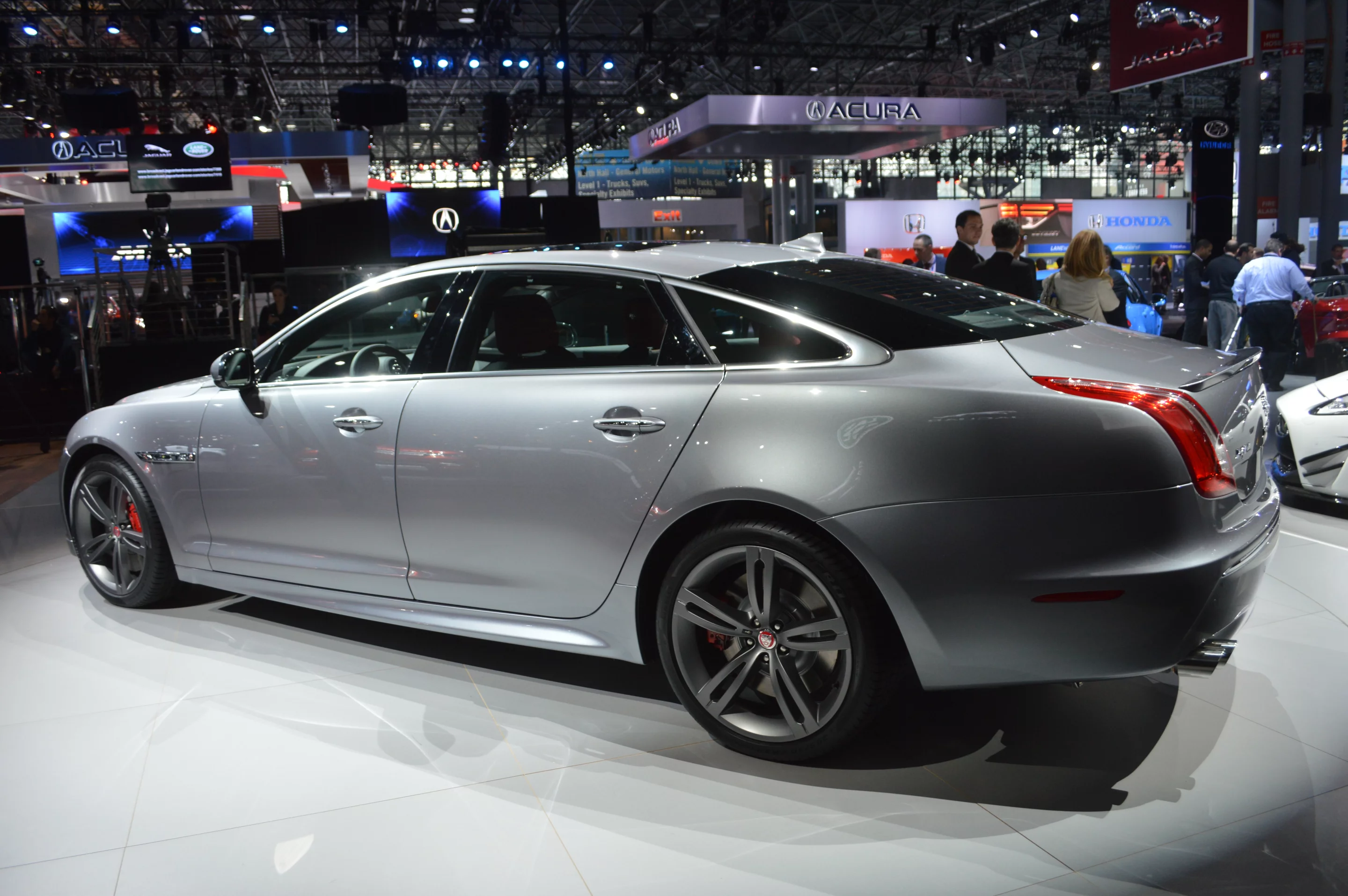 Jaguar XJR at the 2013 New York Auto Show