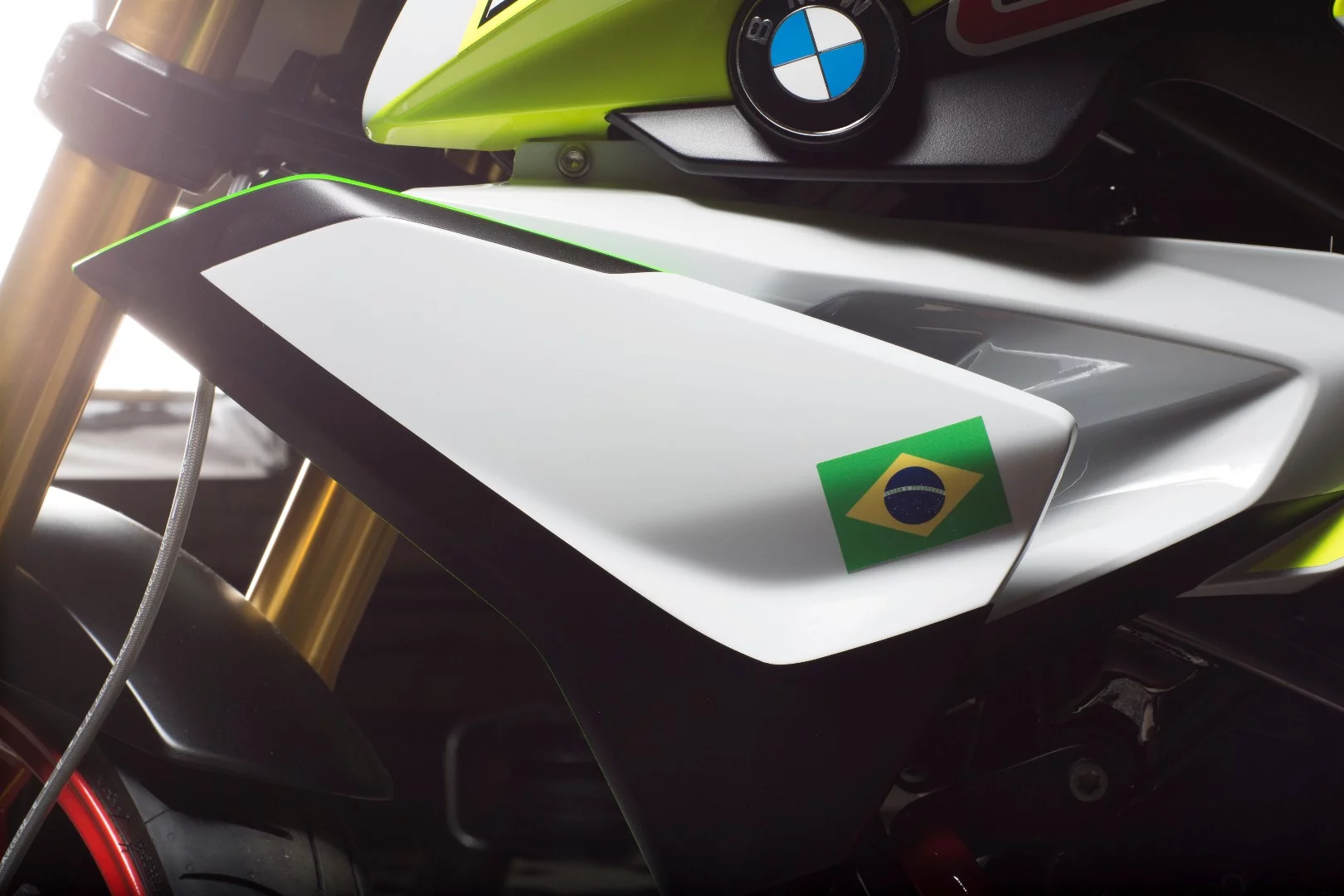 BMW Concept Stunt G 310: Brazilian flag celebrates the bike's Sao Paolo debut