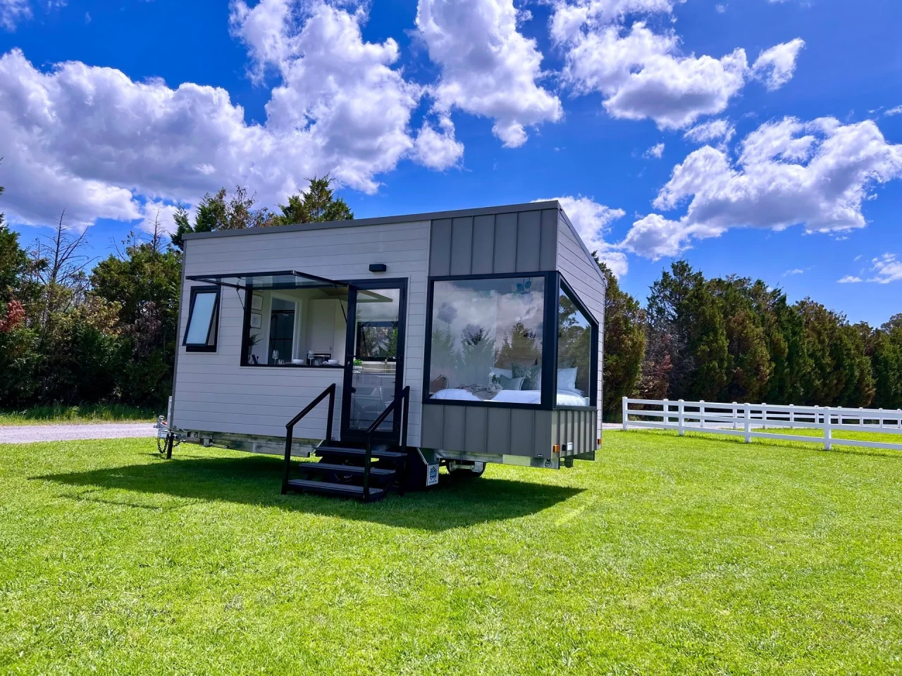 Single-level tiny house makes smart use of limited space