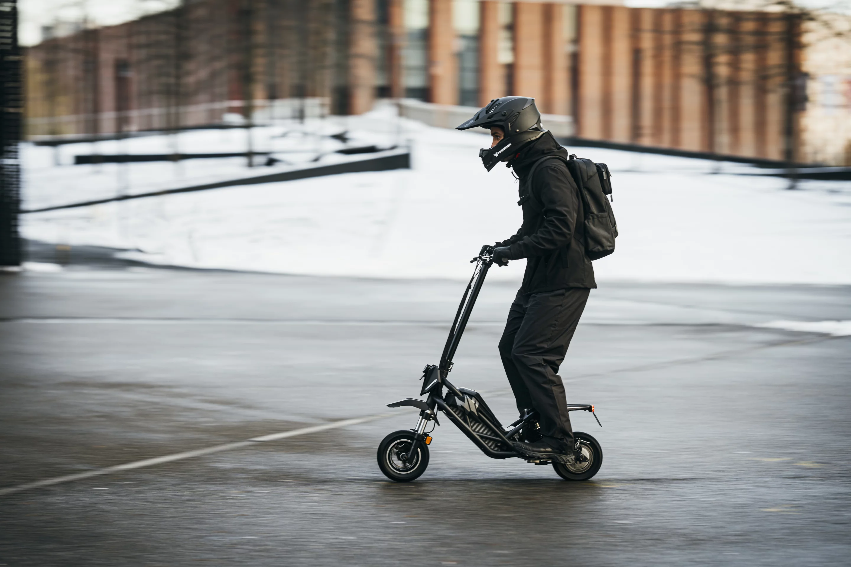 The Predator Extreme e-scoot is suited to urban adventuring as well as off-road thrills