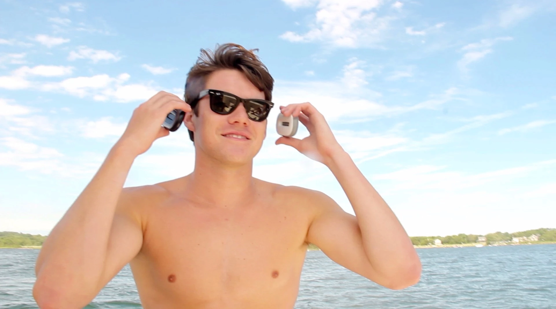 The Mini-O includes True Wireless Stereo technology, meaning two speakers can be wirelessly connected over Bluetooth yet paired to the same source device