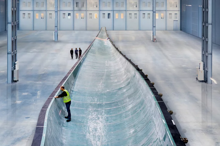A Siemens B75 blade in its mold