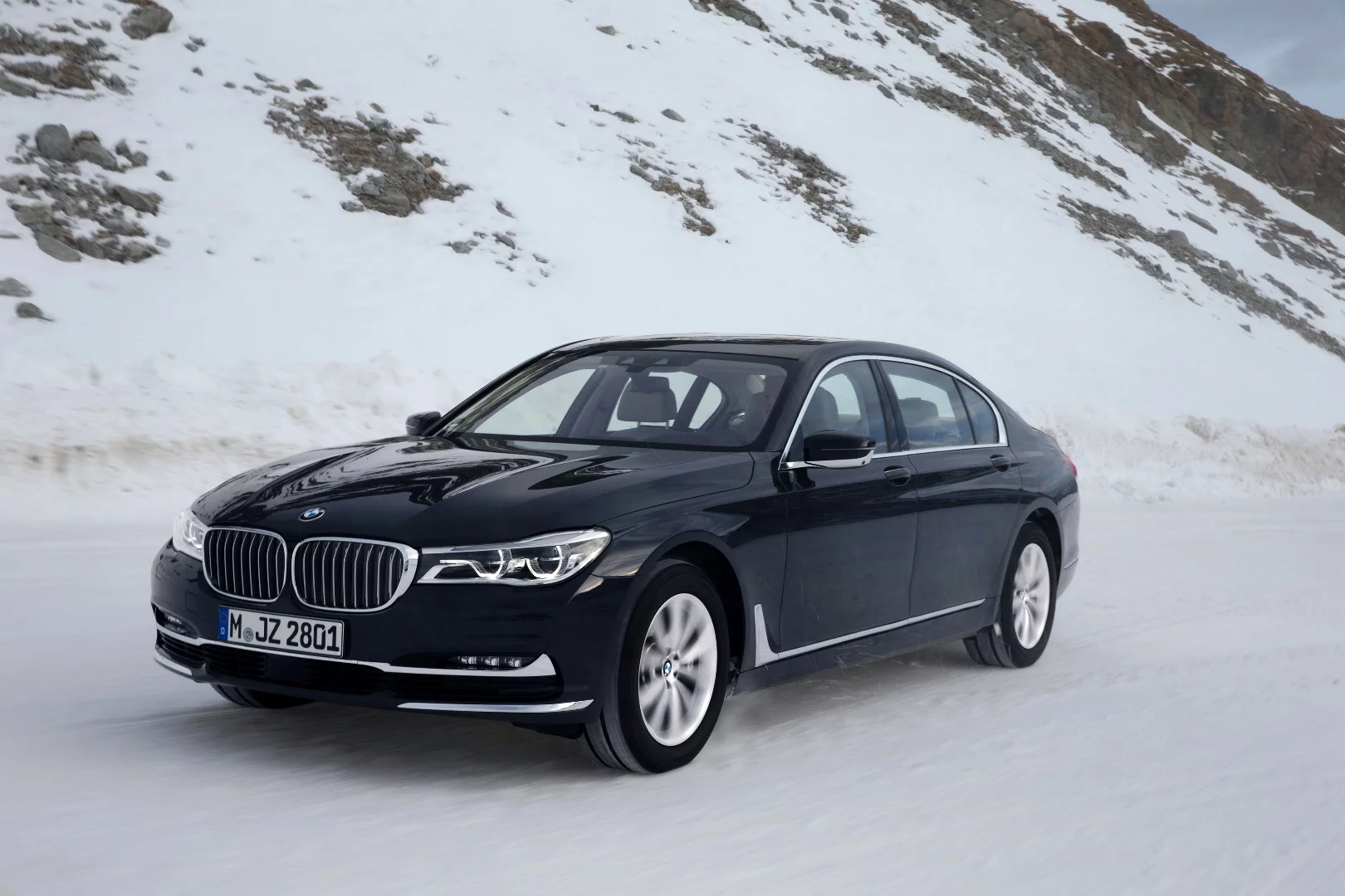 All 750d cars will be all-wheel drive