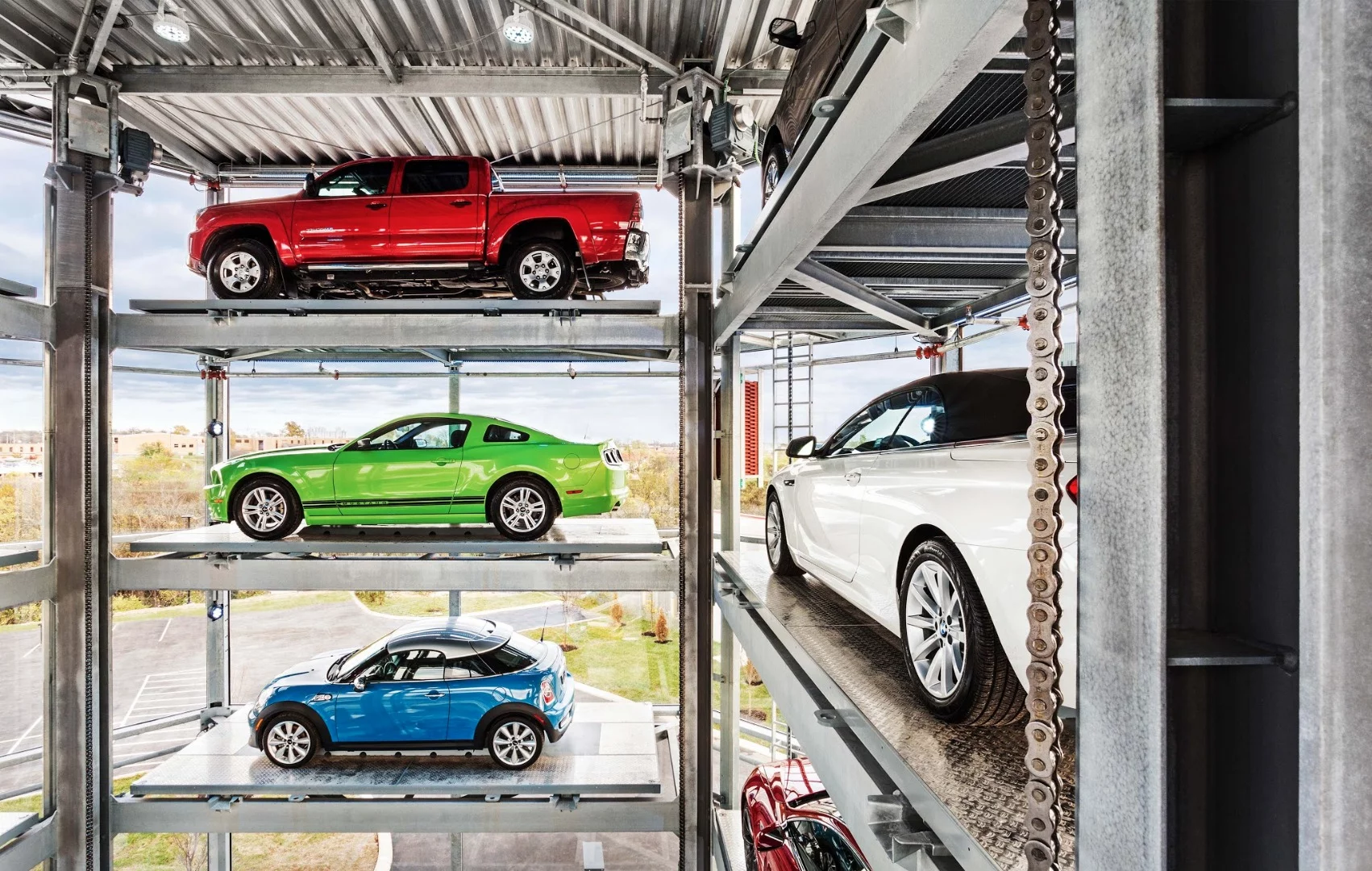 Carvana's car vending machine: makes pickup an experience