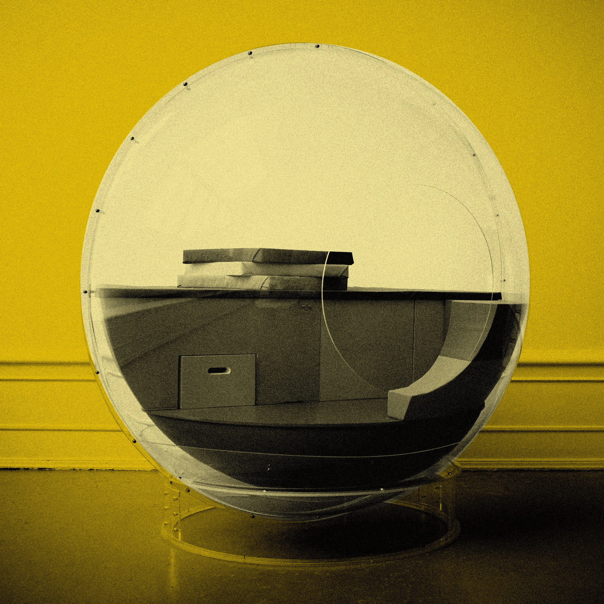 The Cocoon 1 measures 1.8 m (5.9 ft) in diameter