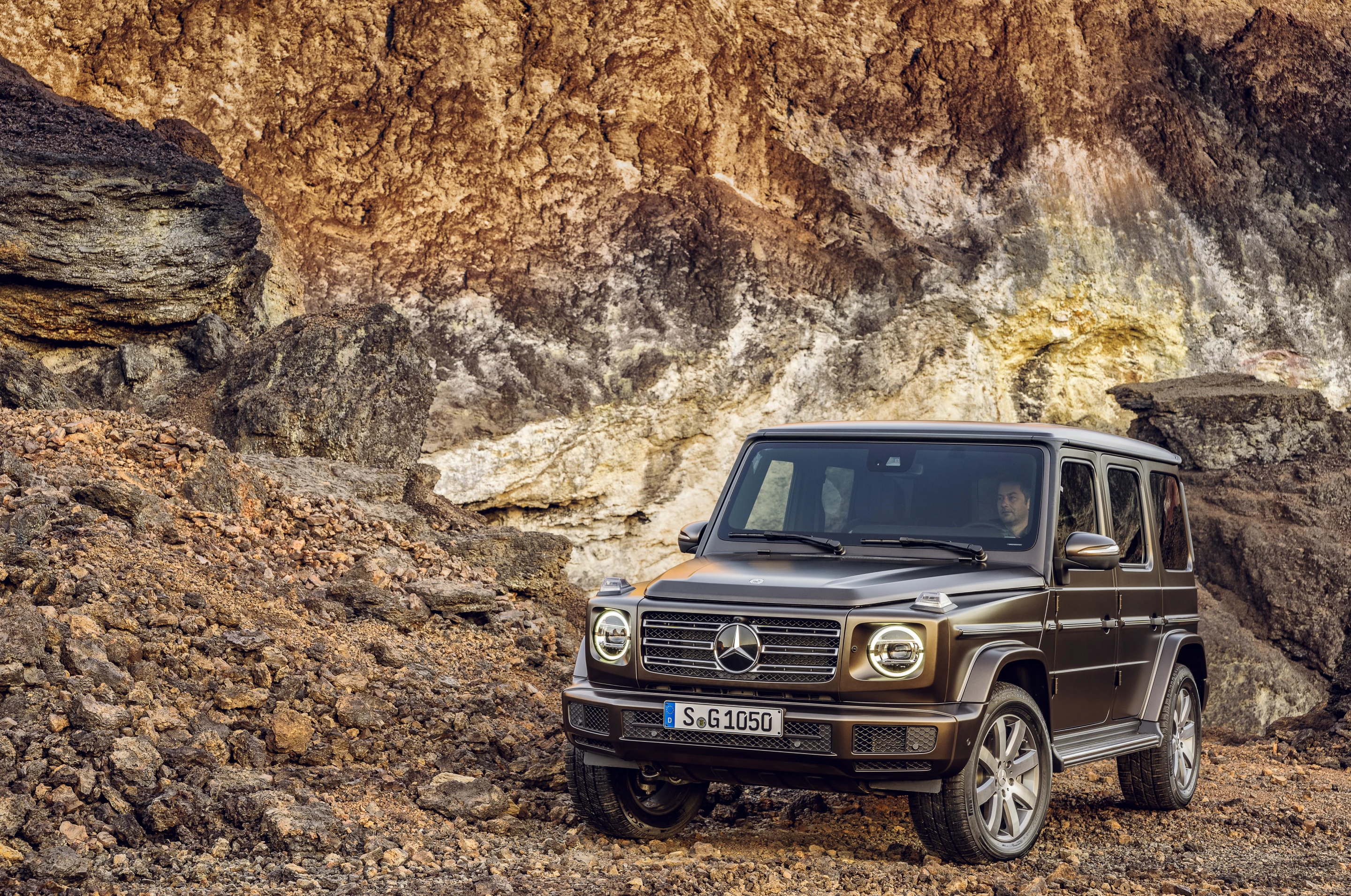 2019 Mercedes G-Class: new G-Mode engages when you lock a differential or engage low-speed gearing