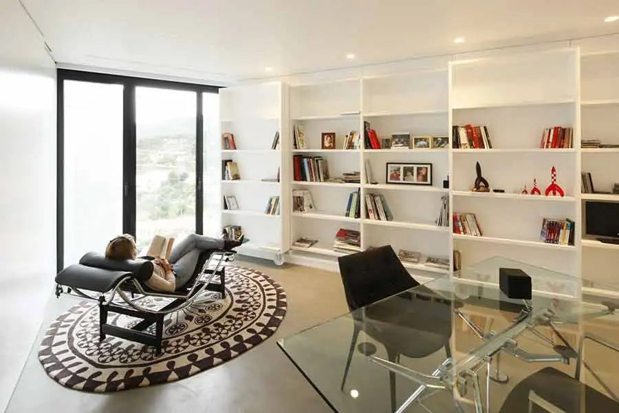 The study still offers impressive views of the valley below
