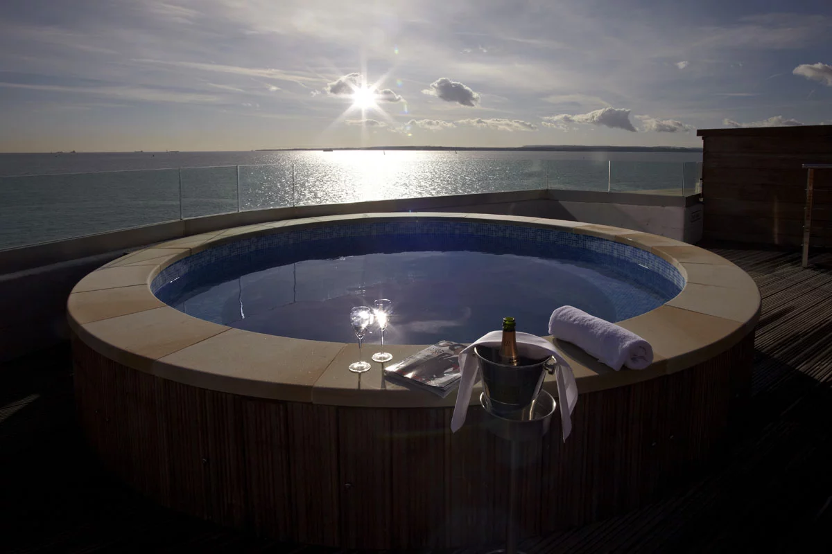 Spitbank Fort Hotel features a rooftop hot pool, sauna and sun decks