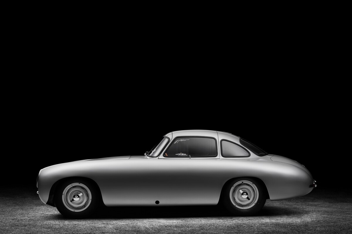 The 1952 300 SL returned to its original condition