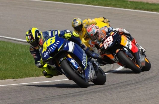 Valentino leads momentarily in the second race from Hayden and Barros
