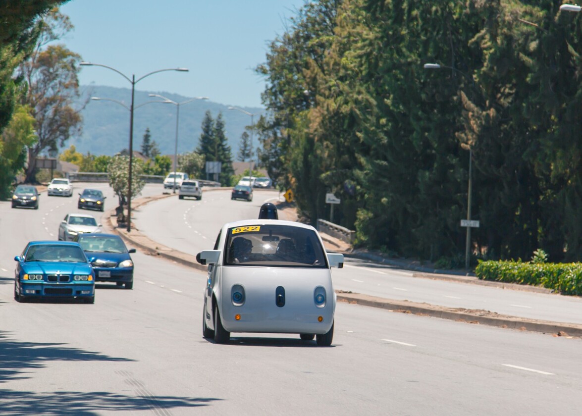 A fine sunny day ... perfect for an autonomous vehicle