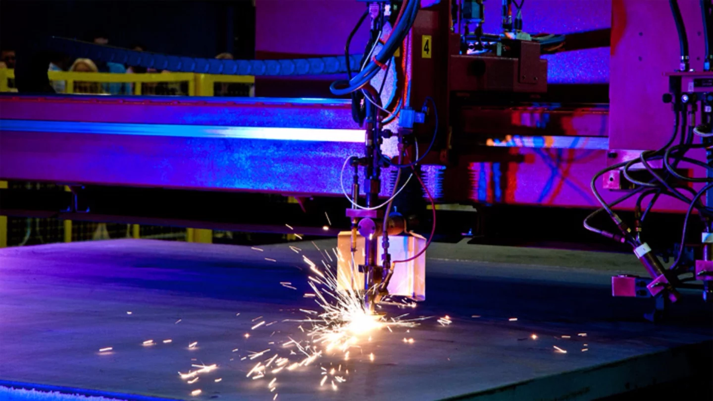 Cutting the first steel for HMS Dreadnought