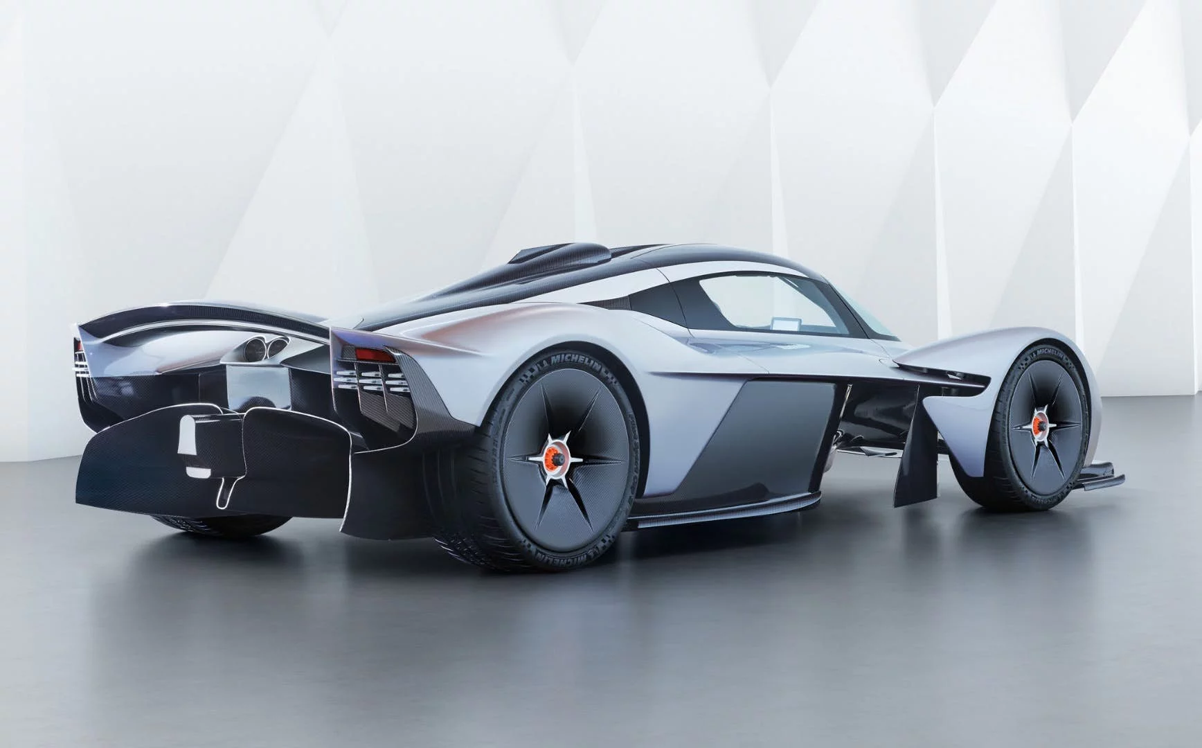 The Aston Martin Valkyrie will race in 2020-21