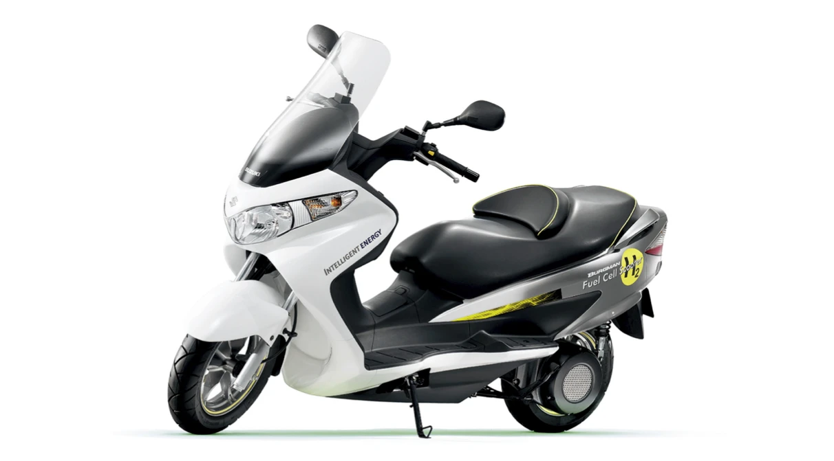 Suzuki's Burgman Fuel Cell Maxi-scooter