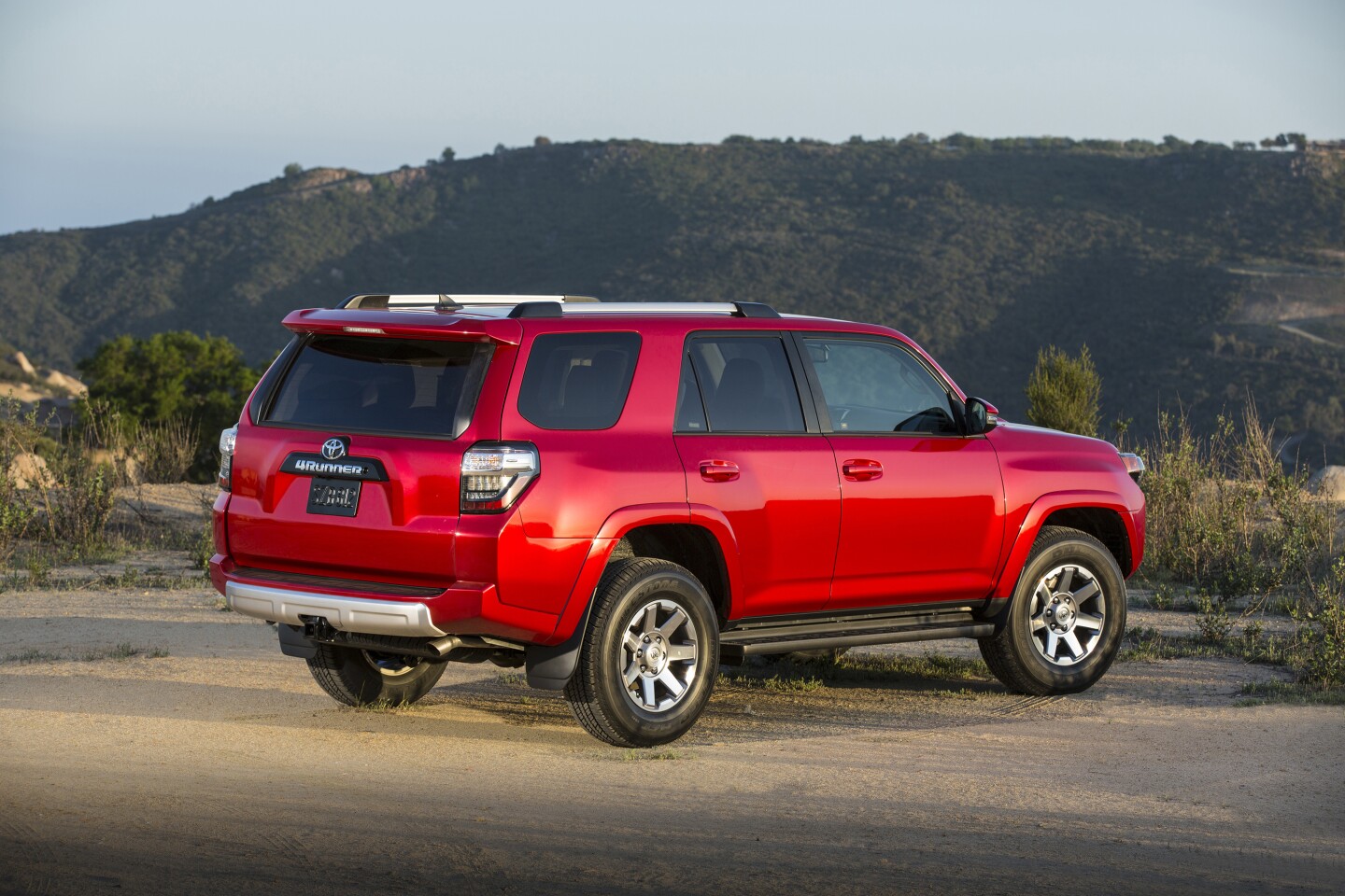 Toyota 4Runner, one of the last real SUVs, gets redesigned