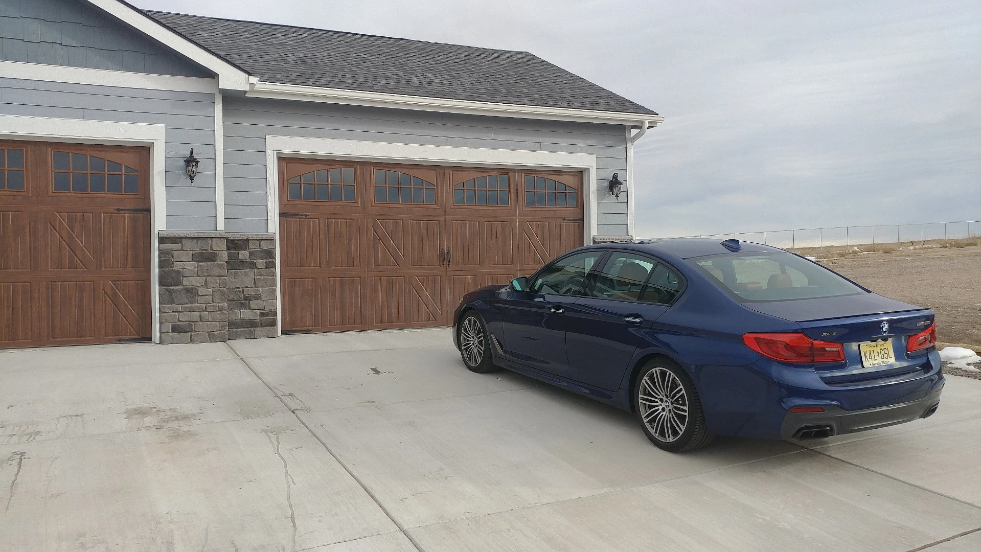 Driver’s aids include assisted parking with the vehicle steering itself into parallel or perpendicular parking spaces and remote parking, which is even cooler