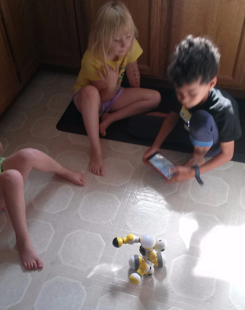 They are getting the hang of the control interface with the Mabot Go app and figuring out how to activate the various sensors on this Big M design