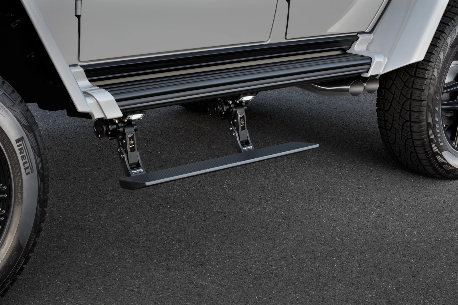 Brabus' power-deployable step makes it easier to step into the high-riding 550 Adventure