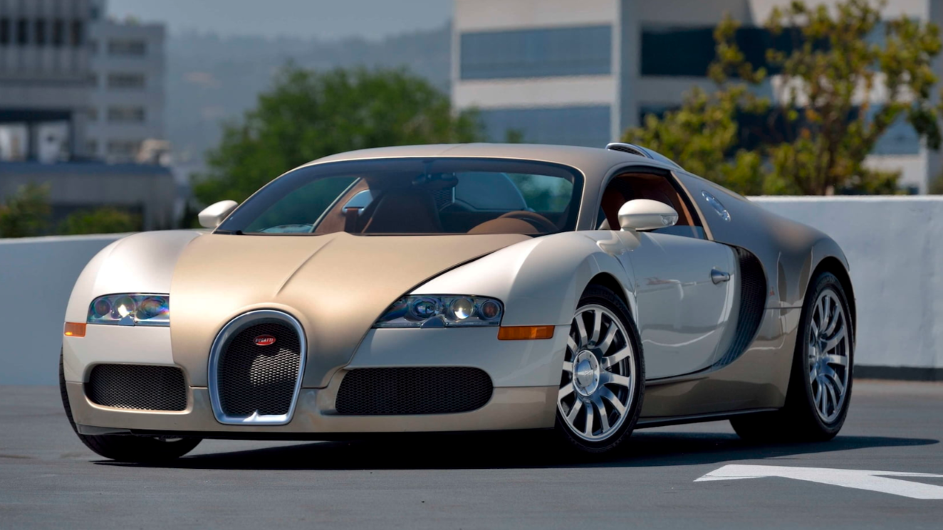 2018 Monterey Car Week Auction Report | 2008 Bugatti Veyron 16.4 | Failed to reach reserve price. High bid: $990,000 | Estimate: from $1,000,000 to $1,100,000Auction: Mecum | Lot S121 | Official Description