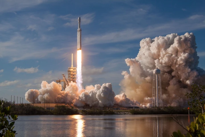 Falcon Heavy lifting off