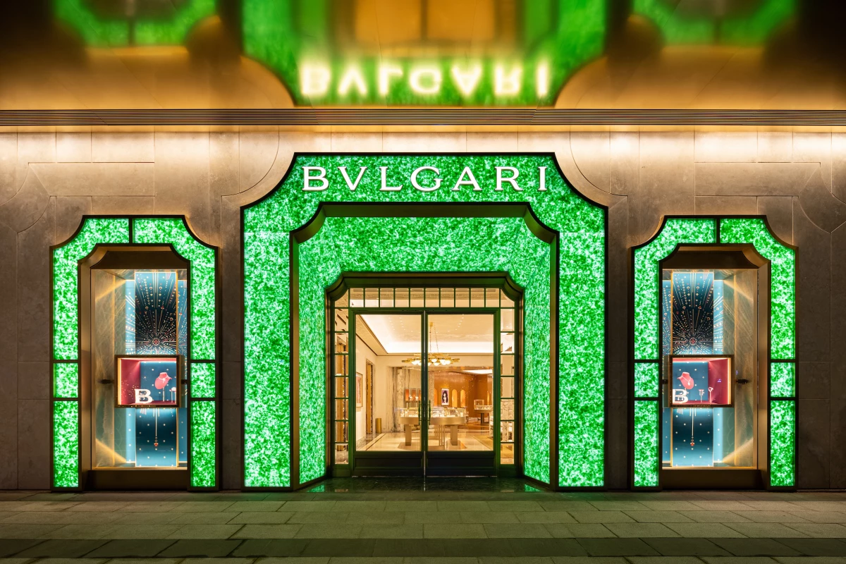 Bulgari Shanghai is defined by its eye-catching facade, which is designed to resemble jade