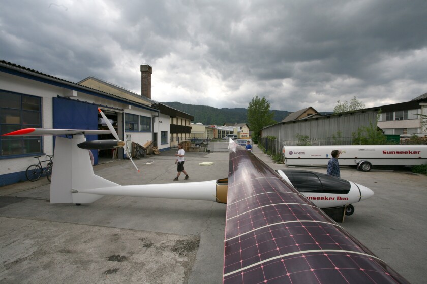 The propeller will be driven by a 20 kW direct drive motor, with power deriving from 72 lithium-polymer batteries, wired in series