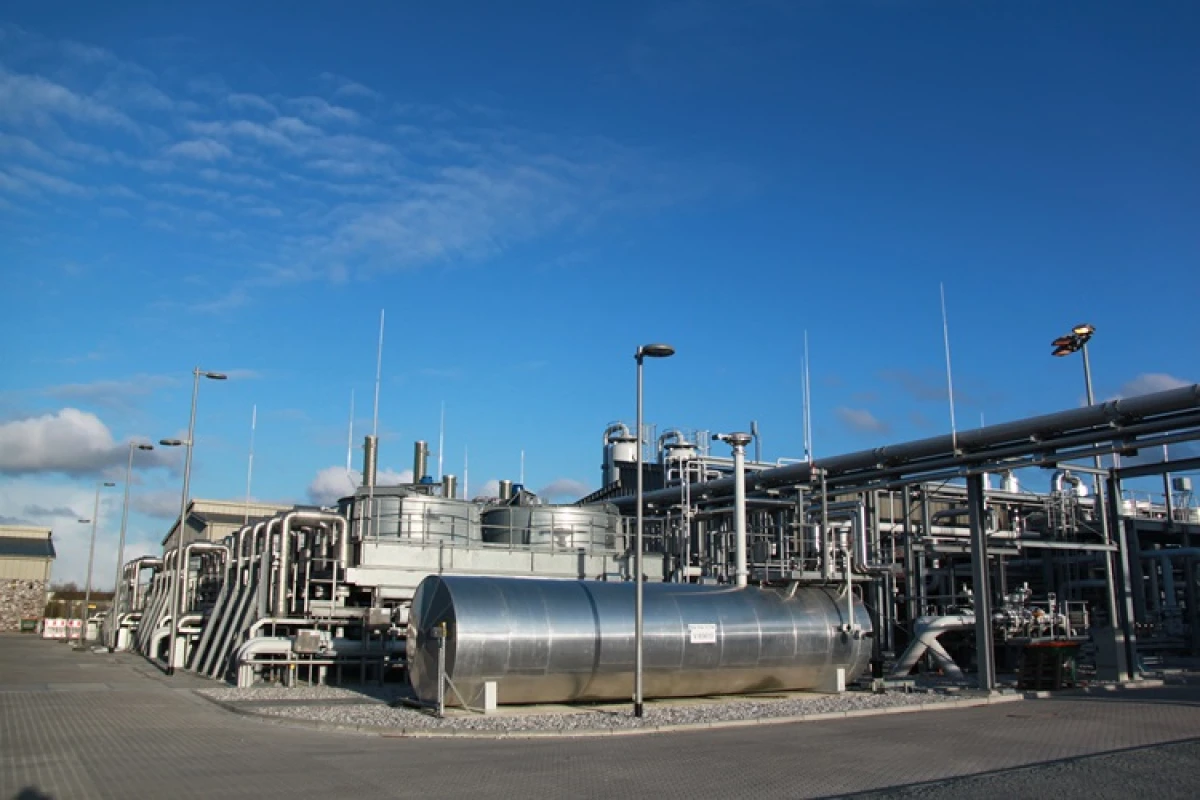 The world's biggest redox flow battery, brine4power, will be built at the Jemgum gas storage facility in Germany