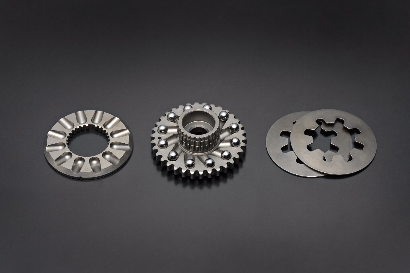 The variable valve timing system of the 2017 Suzuki GSX-R1000/R employs a simple centrifugal design