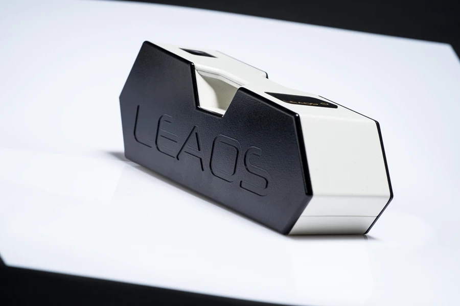 The battery of the Leaos Solar e-bike is said to give a range of 90 km (56 miles) when fully charged