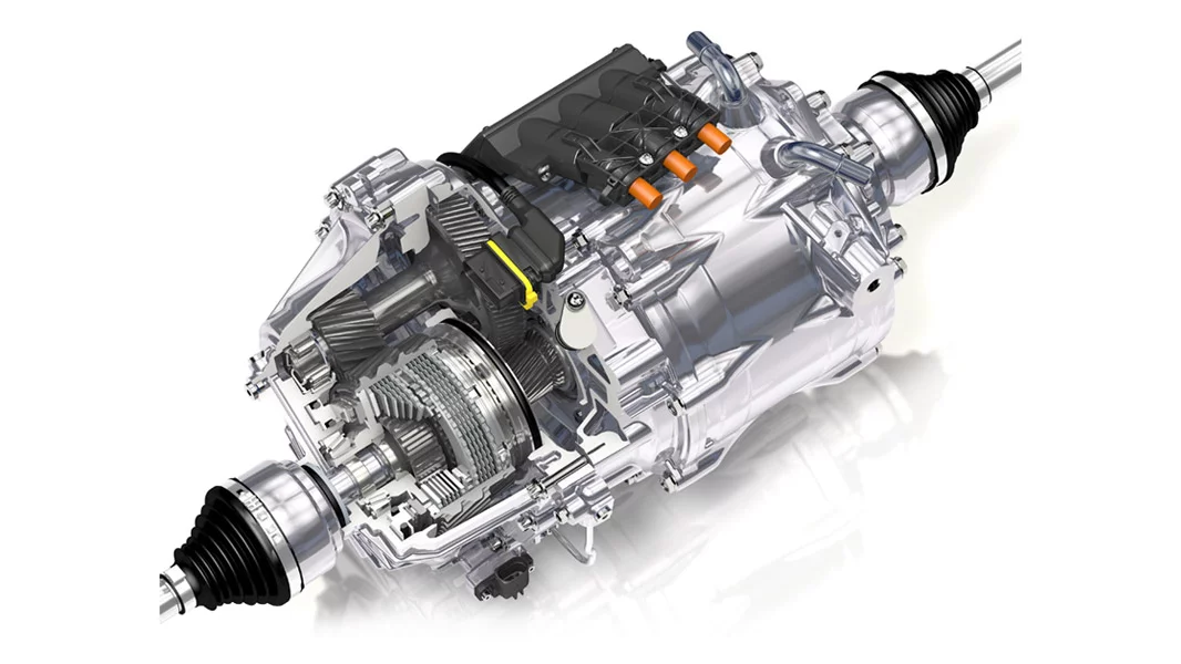 With ratios, a total production of 2,400 Nm (1,770 lb-ft) of torque is sent through the dual-clutch eTwinster system