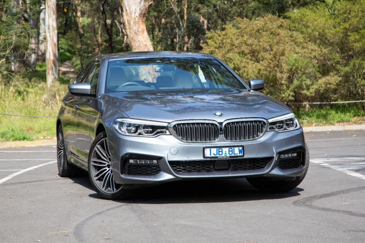 The BMW 530e iPerformance is a bit of a looker
